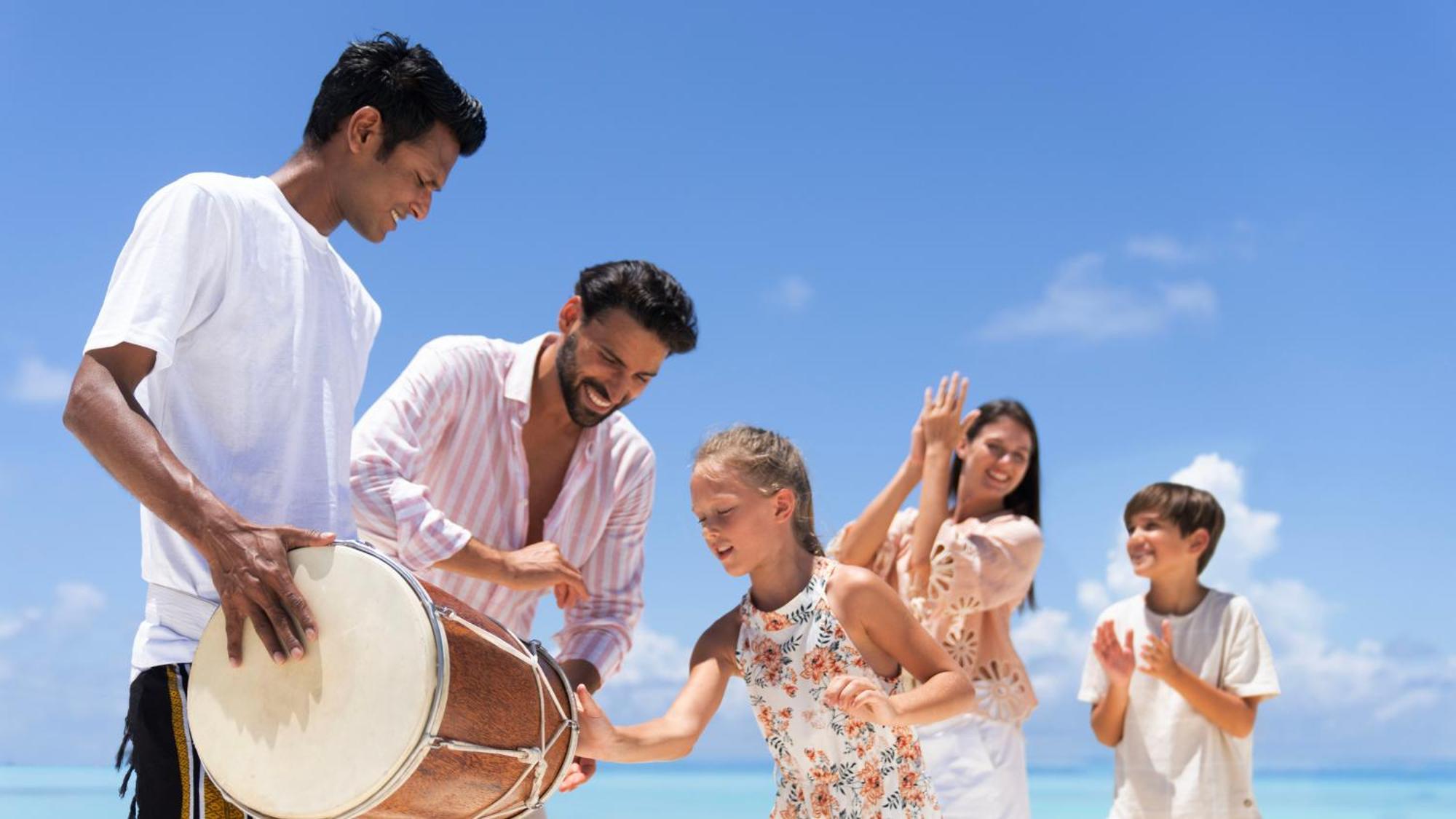 Отель The Ritz-Carlton Maldives, Fari Islands Gaafaru Экстерьер фото